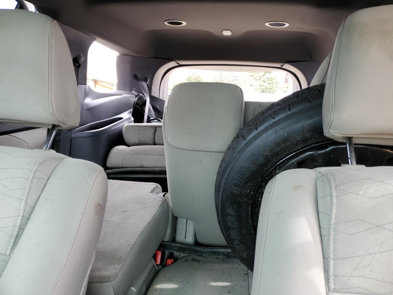 2012 Ford Explorer - Image 10