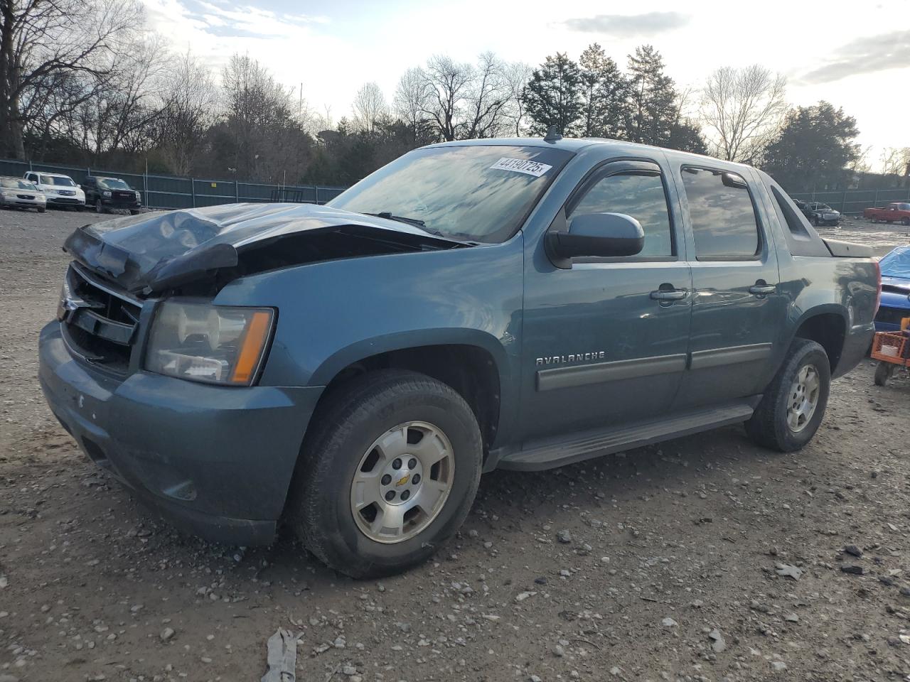 2010 Chevrolet Avalanche - Image 1