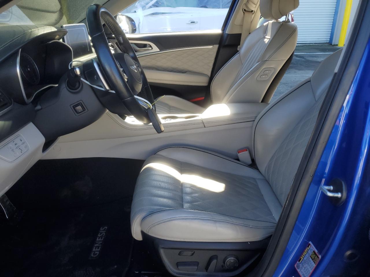 2019 Genesis G70 - Image 7