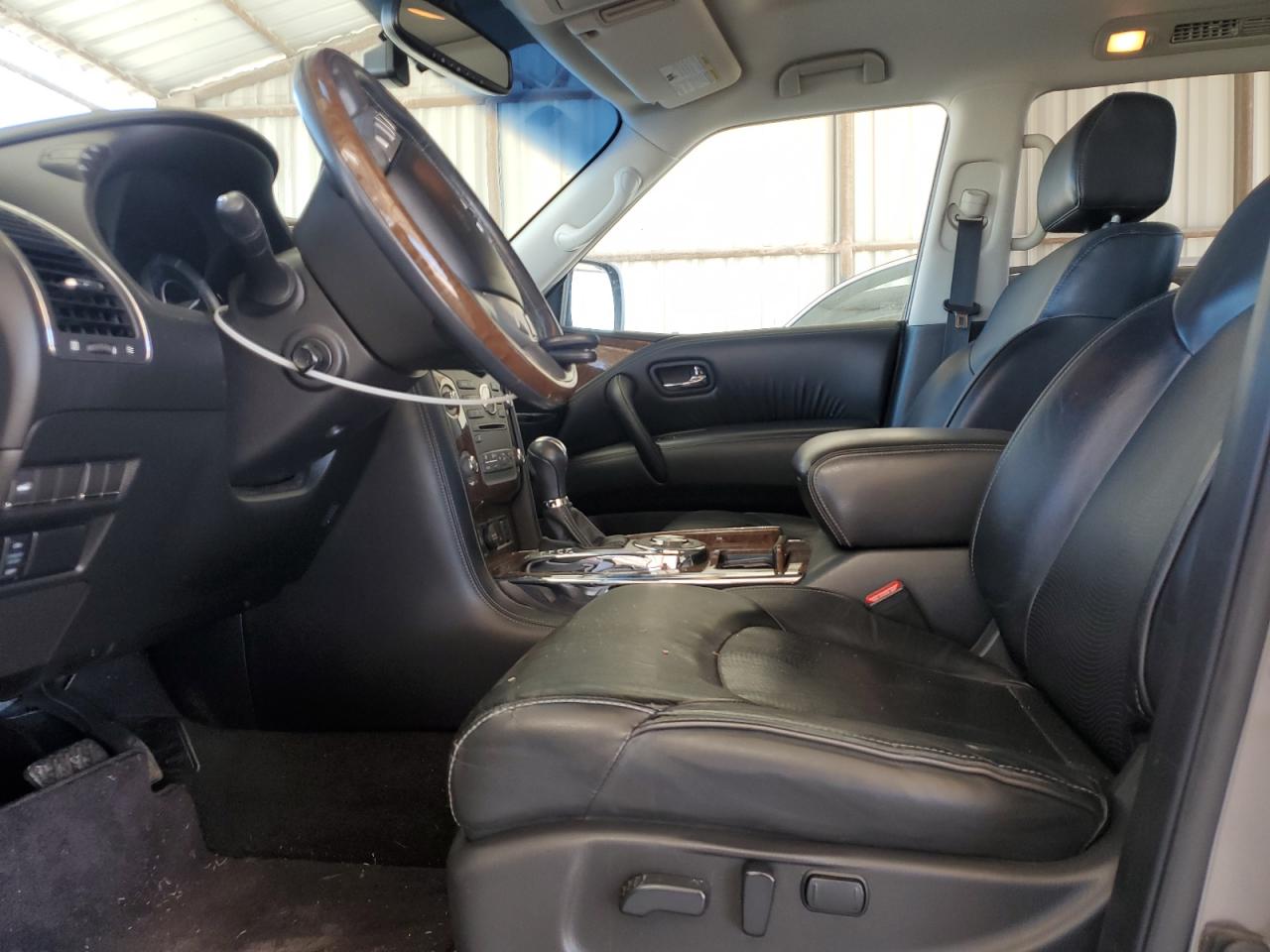 2016 Infiniti QX80 - Image 7
