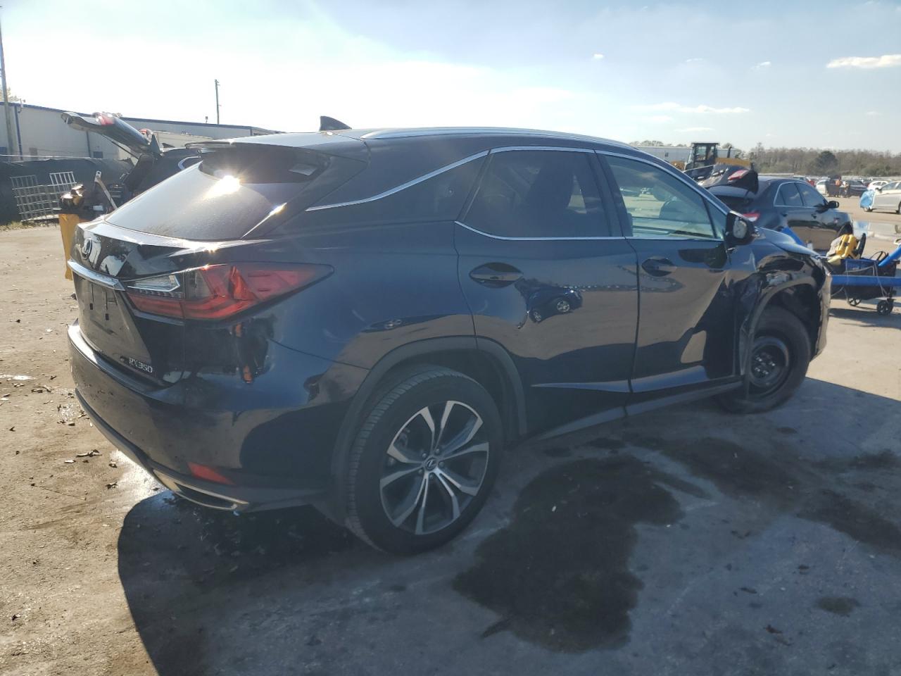 2022 Lexus RX - Image 3
