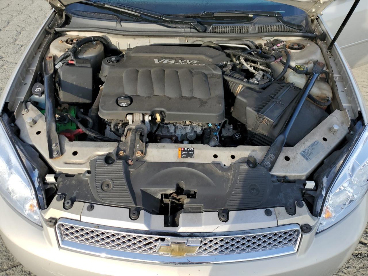 2012 Chevrolet Impala - Image 11
