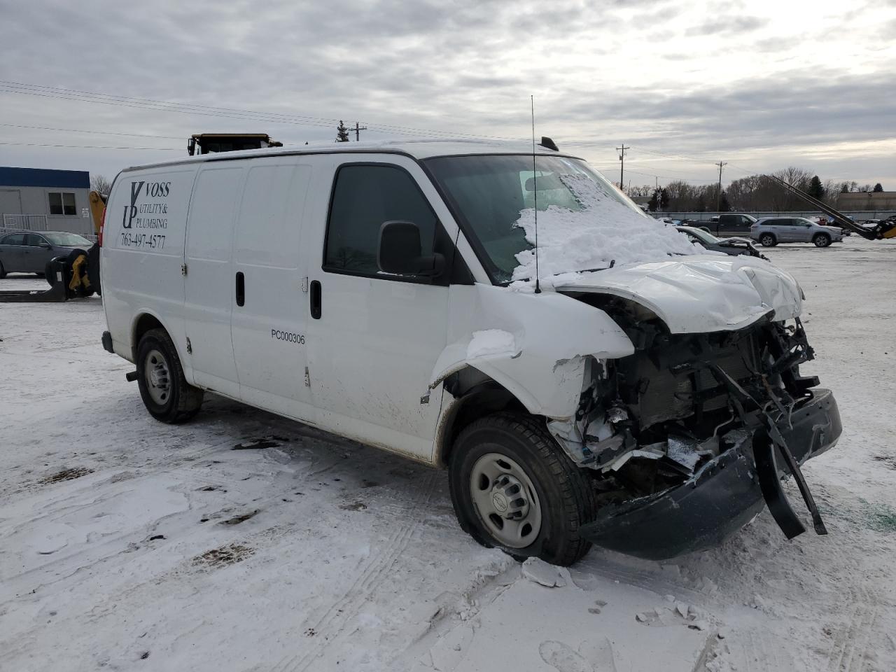 2018 Chevrolet Express - Image 4