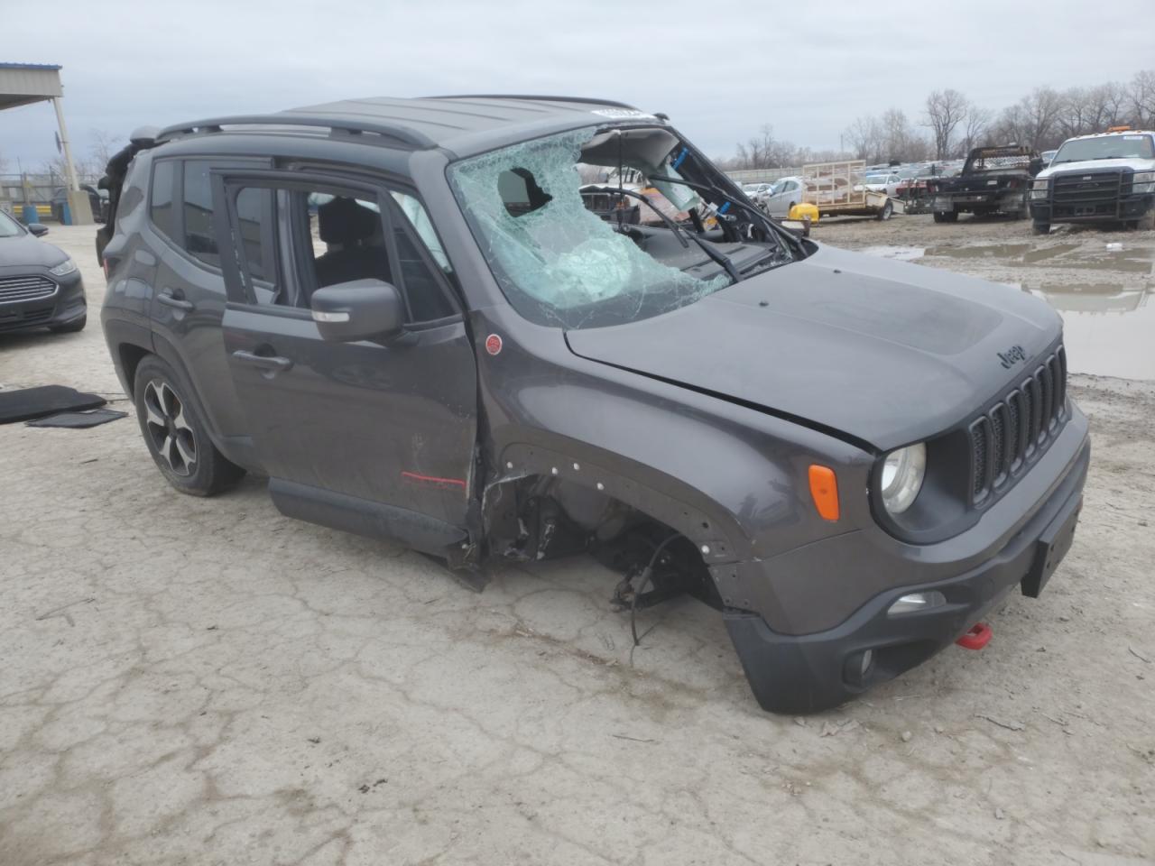 2020 Jeep Renegade - Image 4
