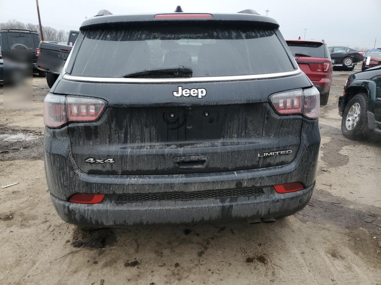 2022 Jeep Compass - Image 6