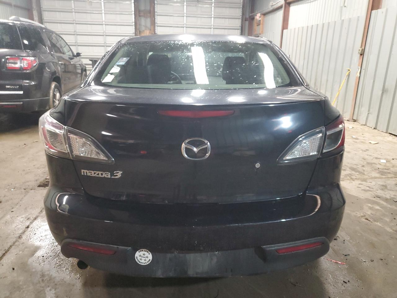 2011 Mazda 3 - Image 6