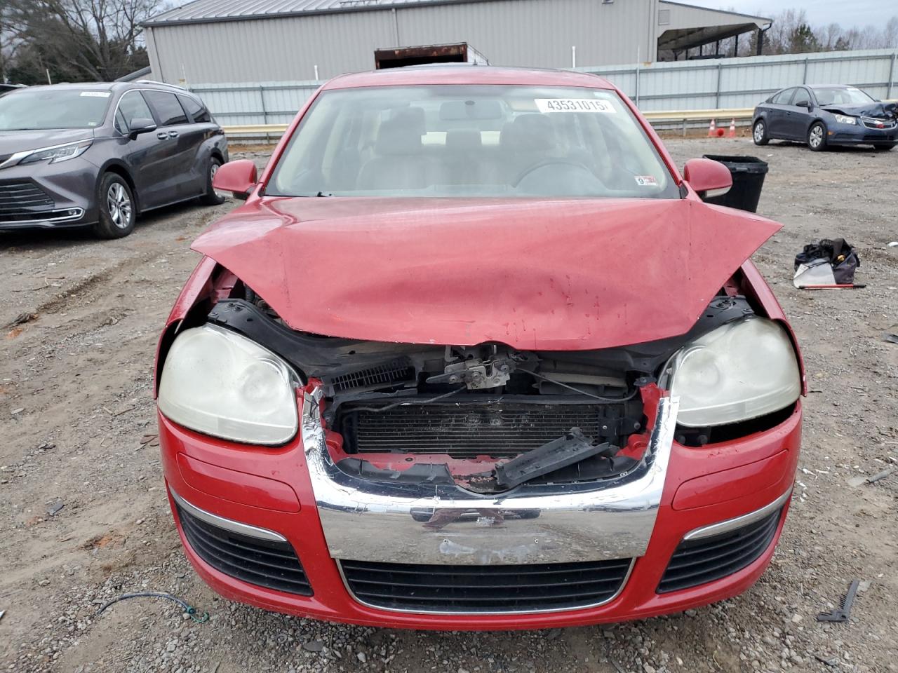 2008 Volkswagen Jetta - Image 5