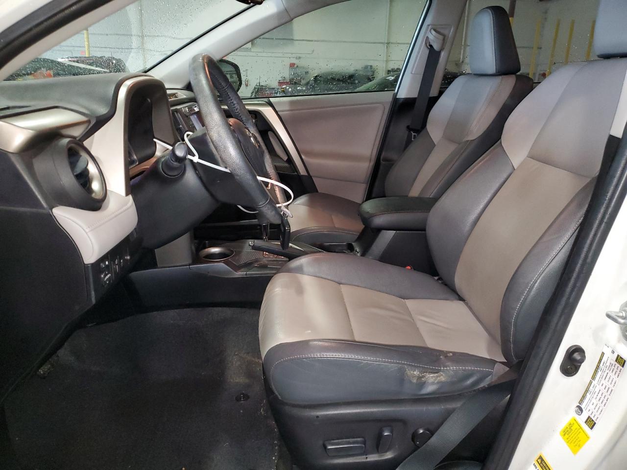 2013 Toyota RAV 4 - Image 7