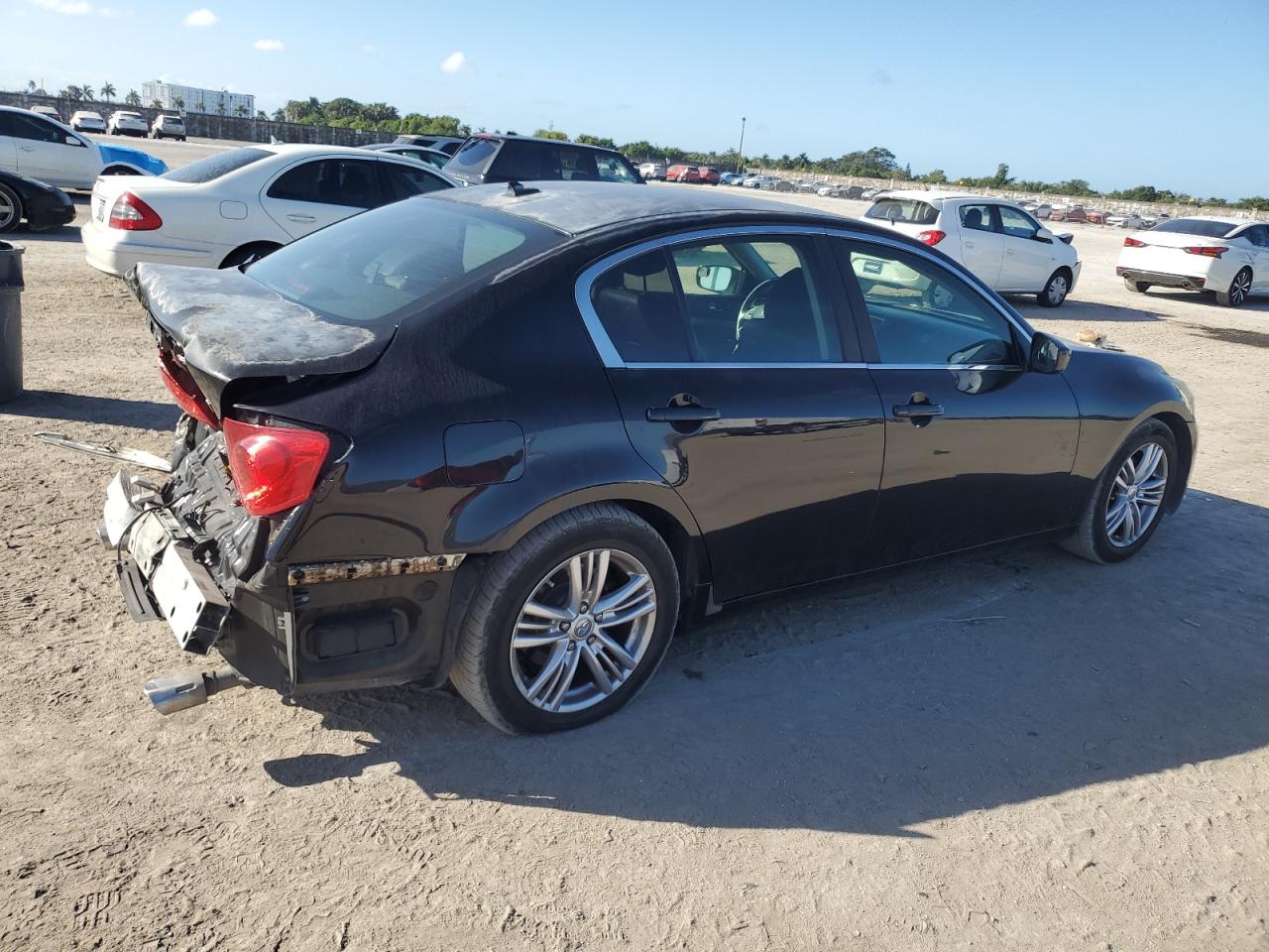 2013 Infiniti G - Image 3
