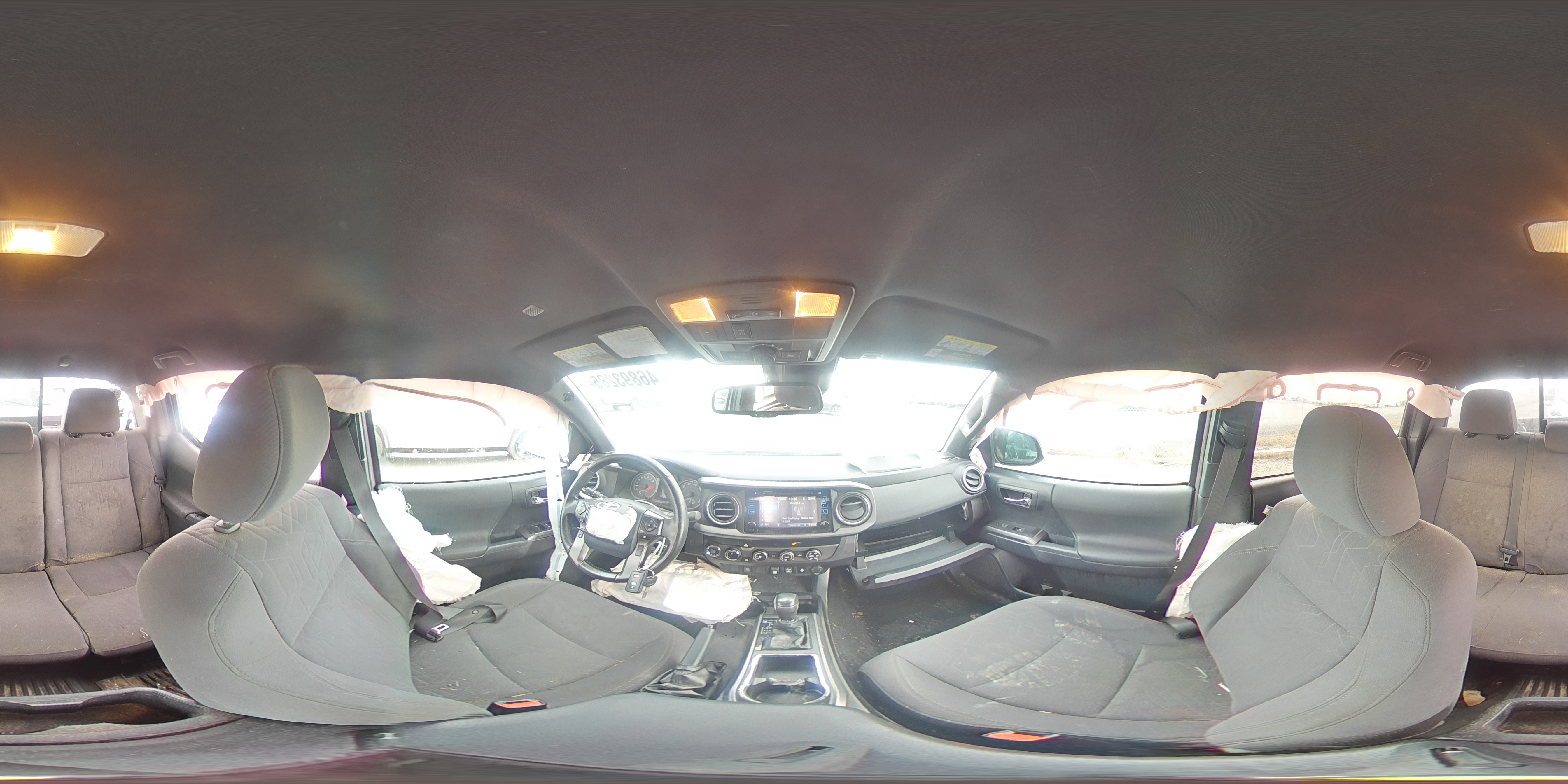 2019 Toyota Tacoma - Image 13