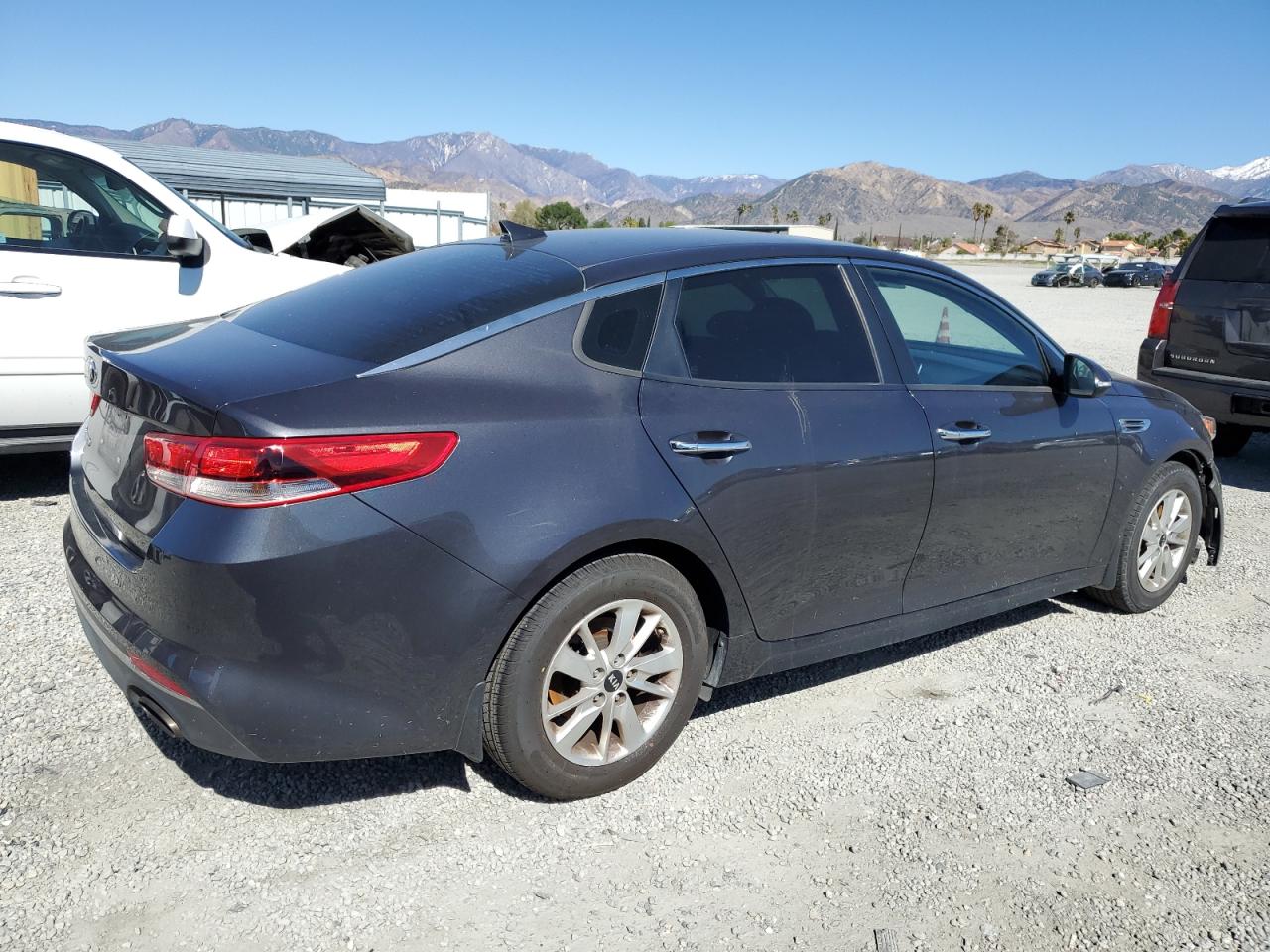 2017 Kia Optima - Image 3