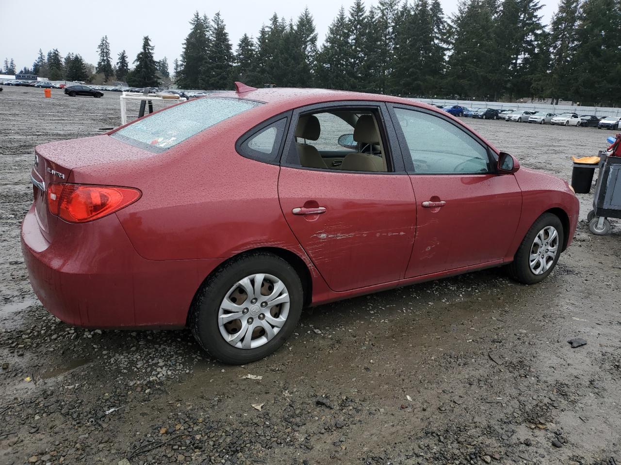2010 Hyundai Elantra - Image 3