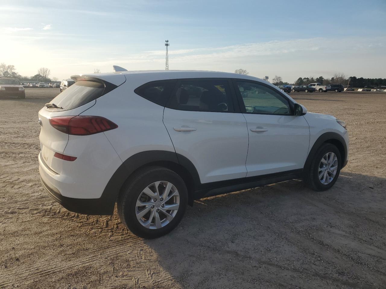 2019 Hyundai Tucson - Image 3