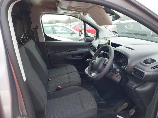 2024 CITROEN BERLINGO 9