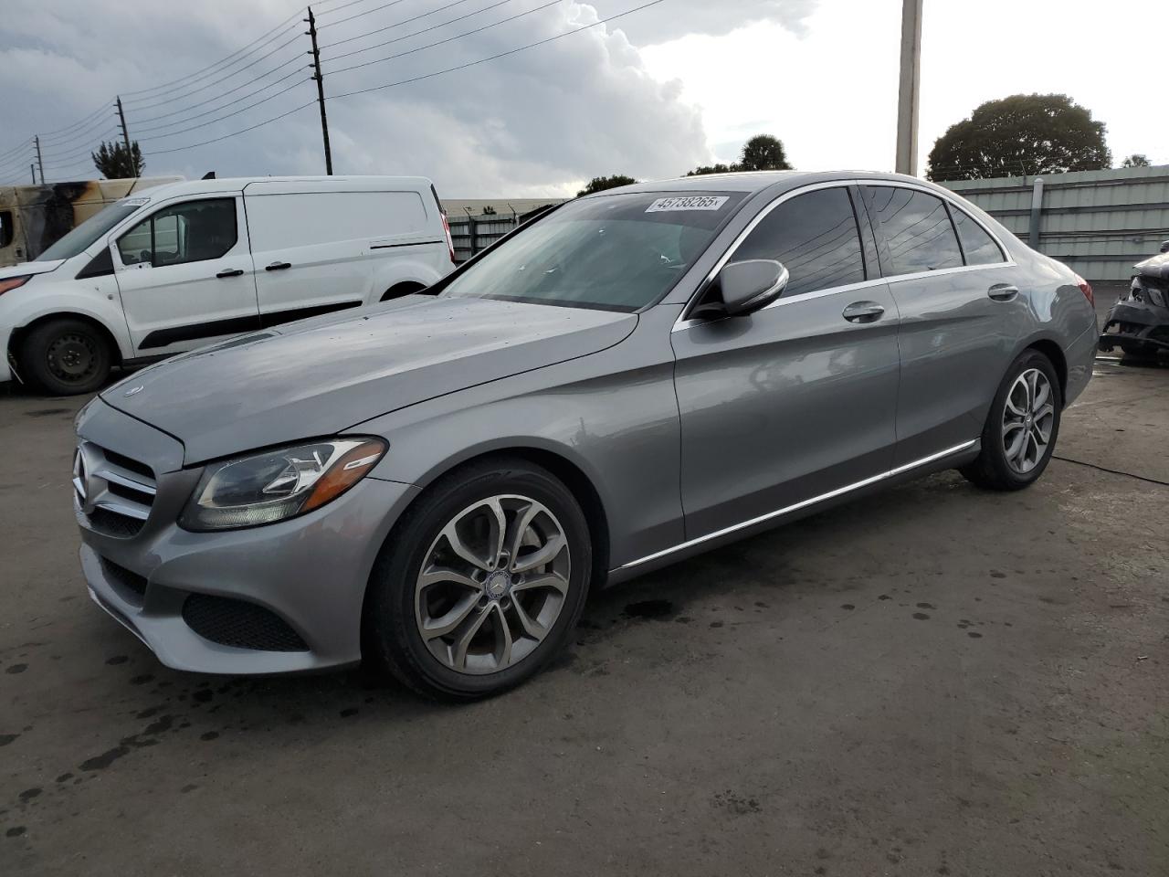 2015 Mercedes-Benz C 300
