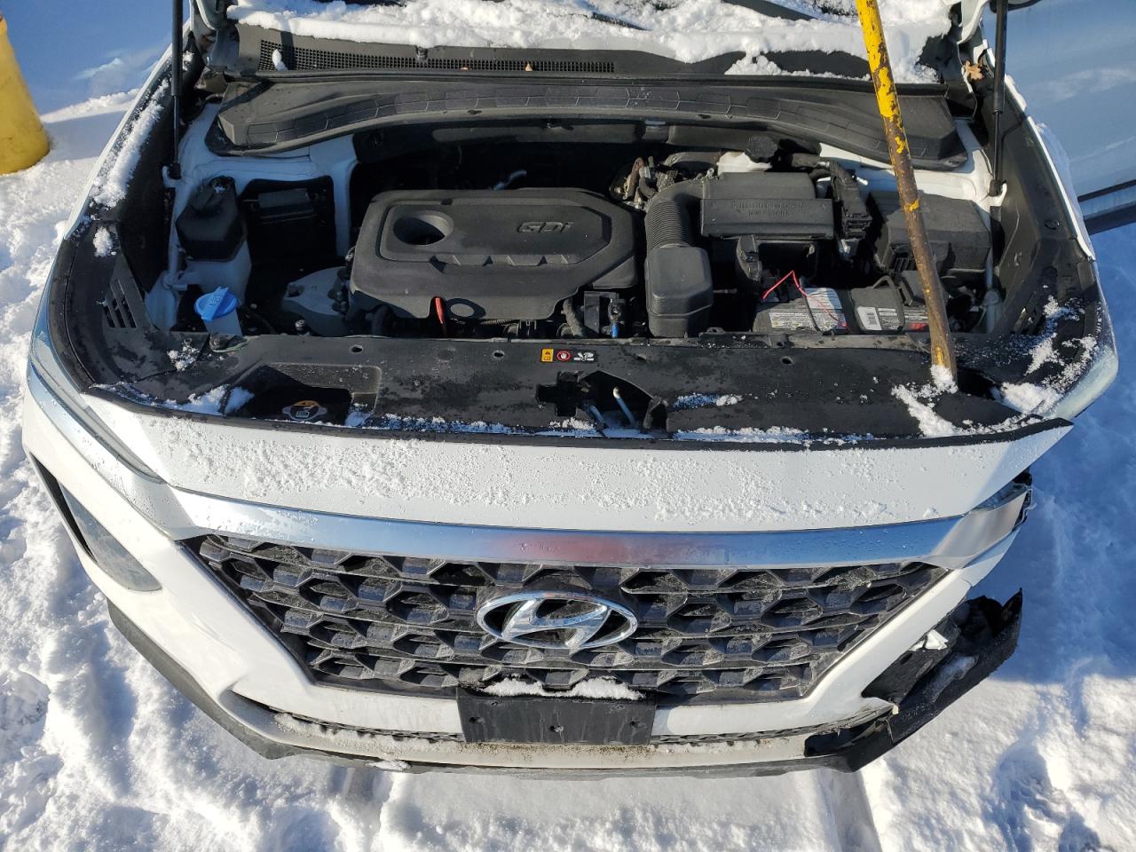 2019 Hyundai Santa Fe - Image 12