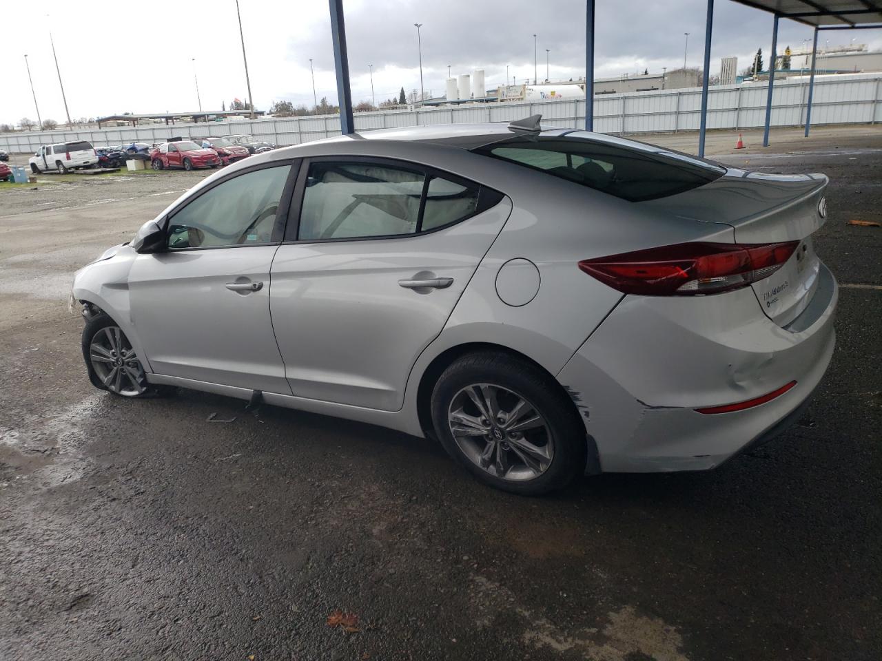 2018 Hyundai Elantra - Image 2