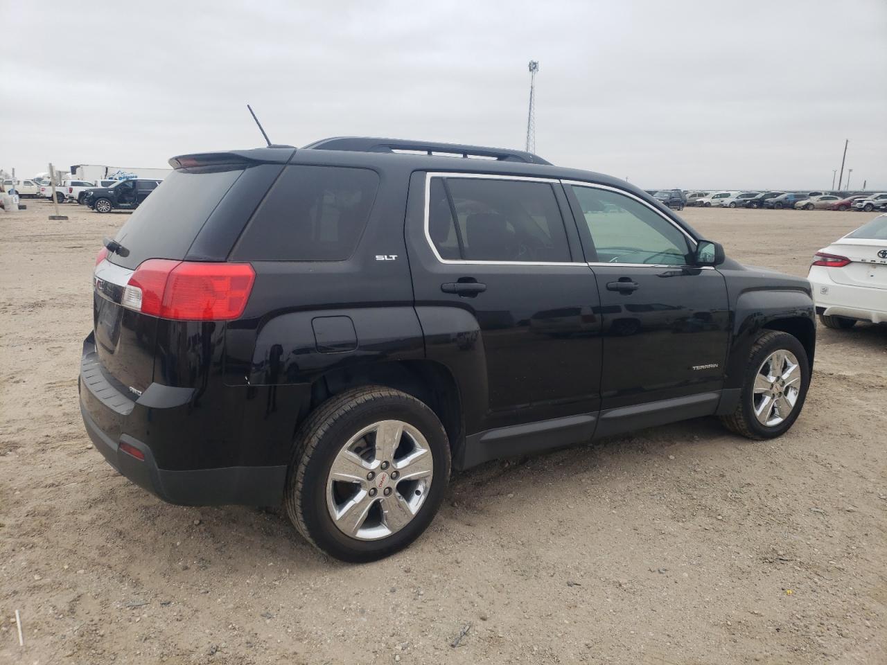 2015 GMC Terrain - Image 3