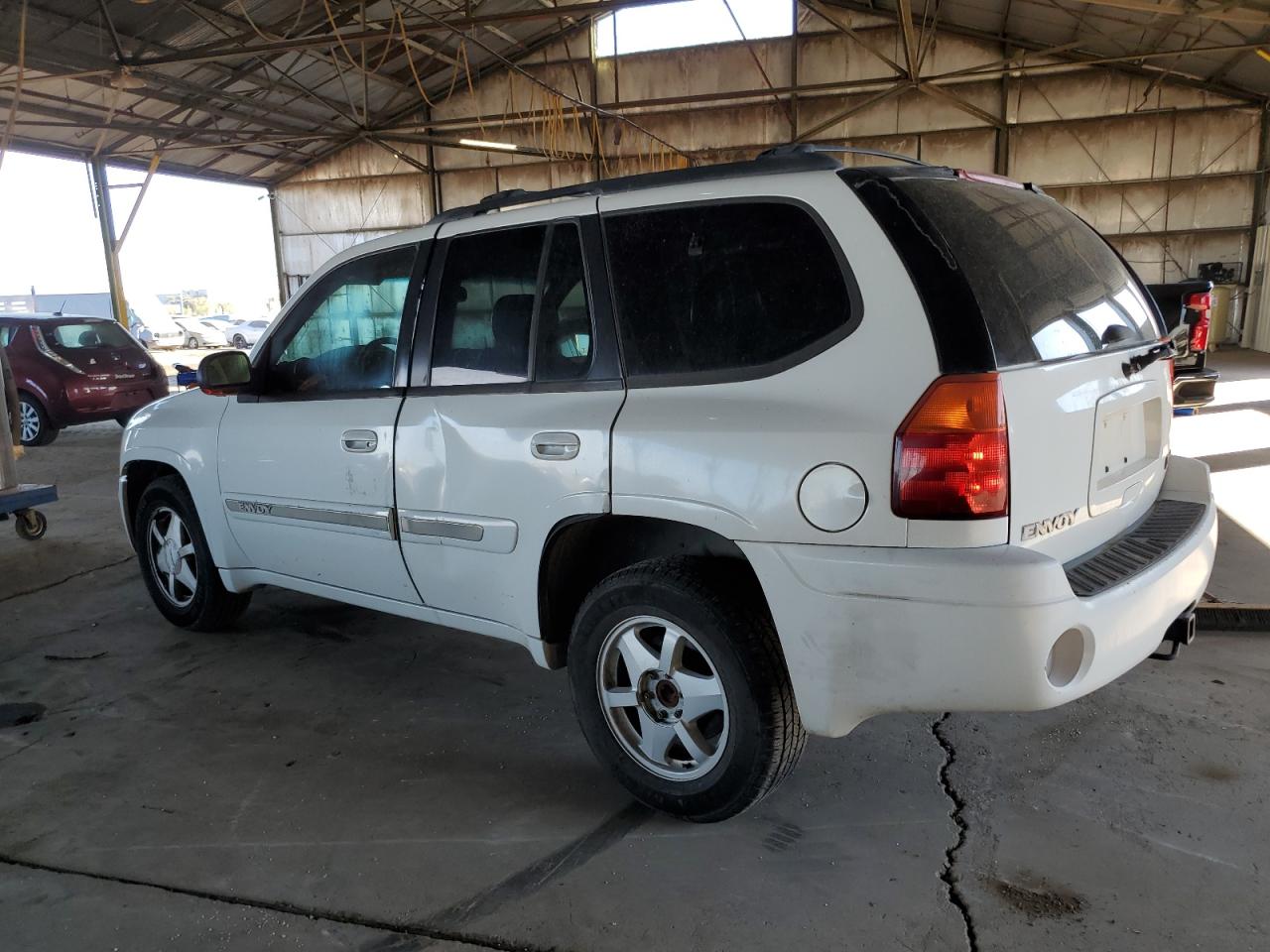 2002 GMC Envoy - Image 2