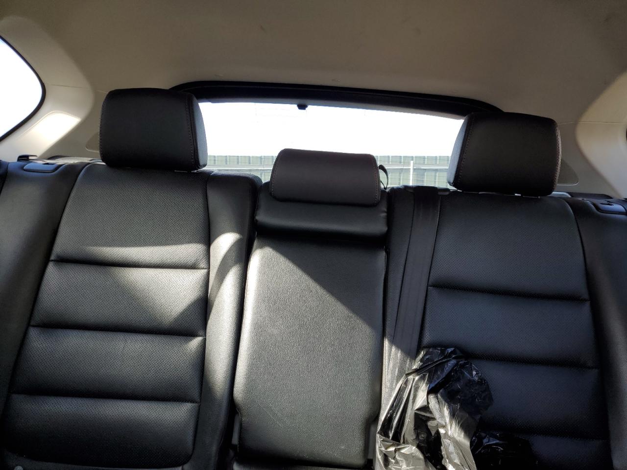 2015 Mazda CX-5 - Image 10