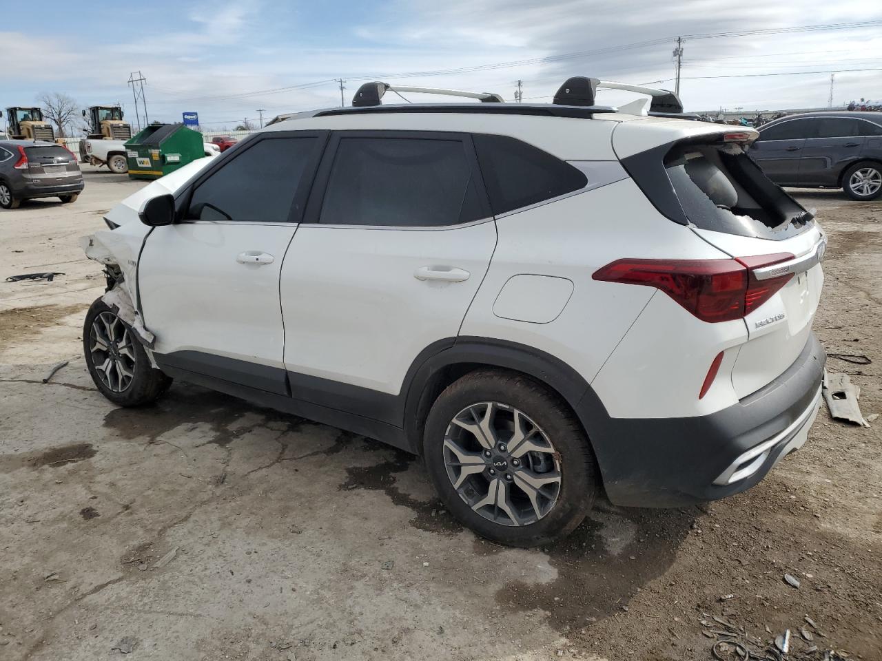 2022 Kia Seltos - Image 2