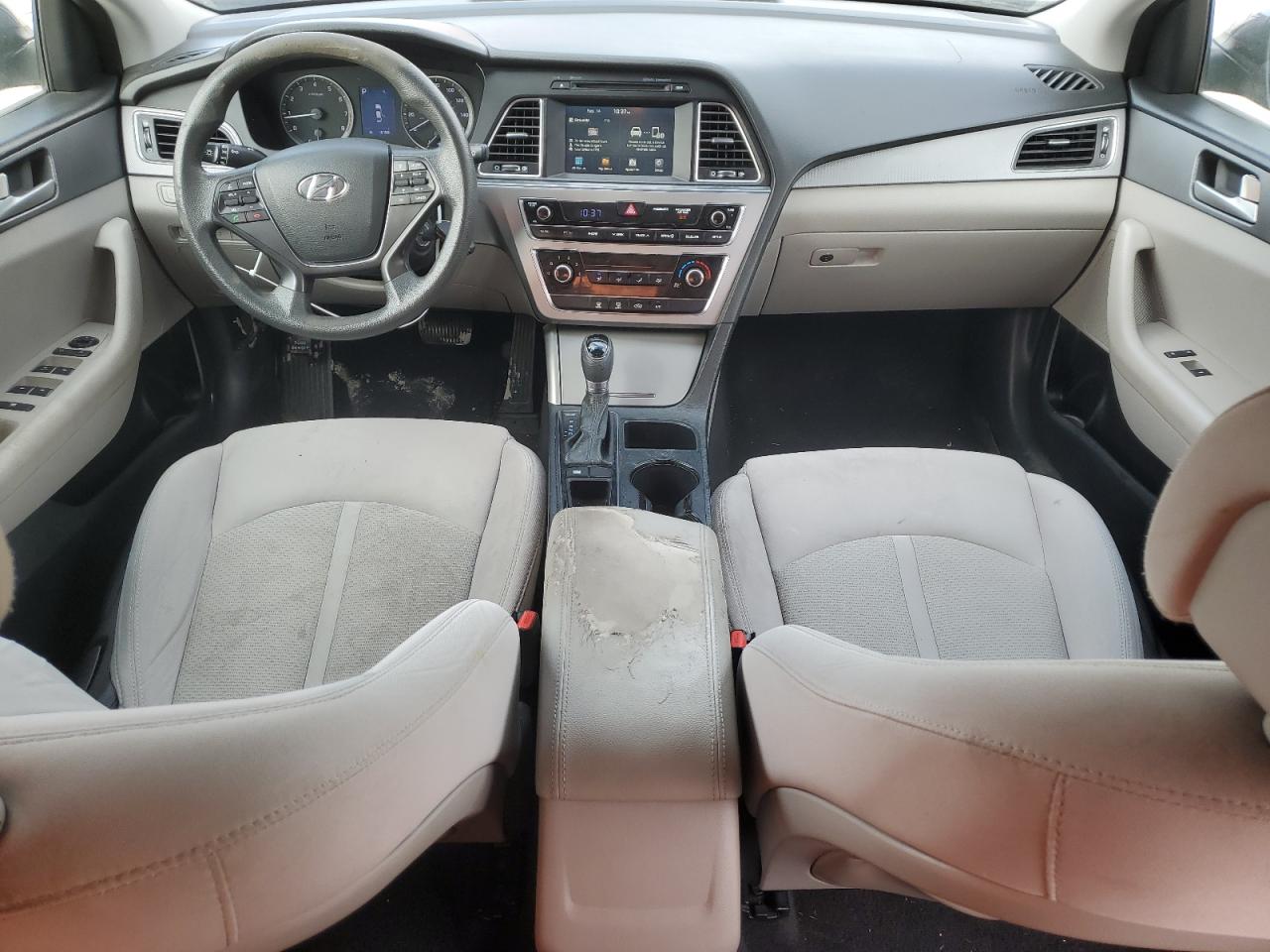 2016 Hyundai Sonata - Image 8