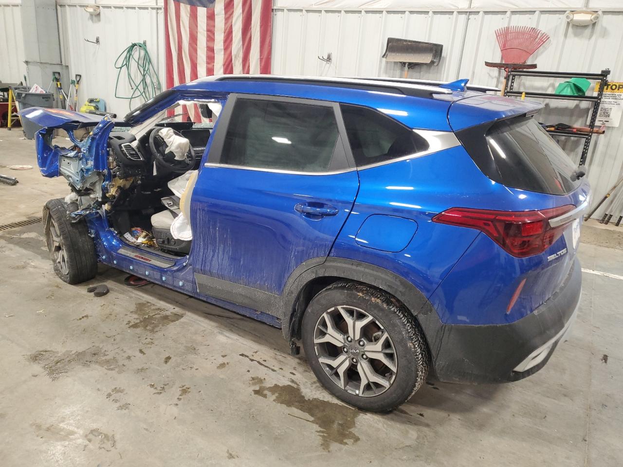 2023 Kia Seltos - Image 2