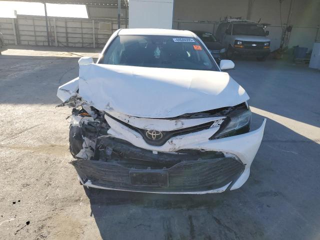 TOYOTA CAMRY 2020 Белы