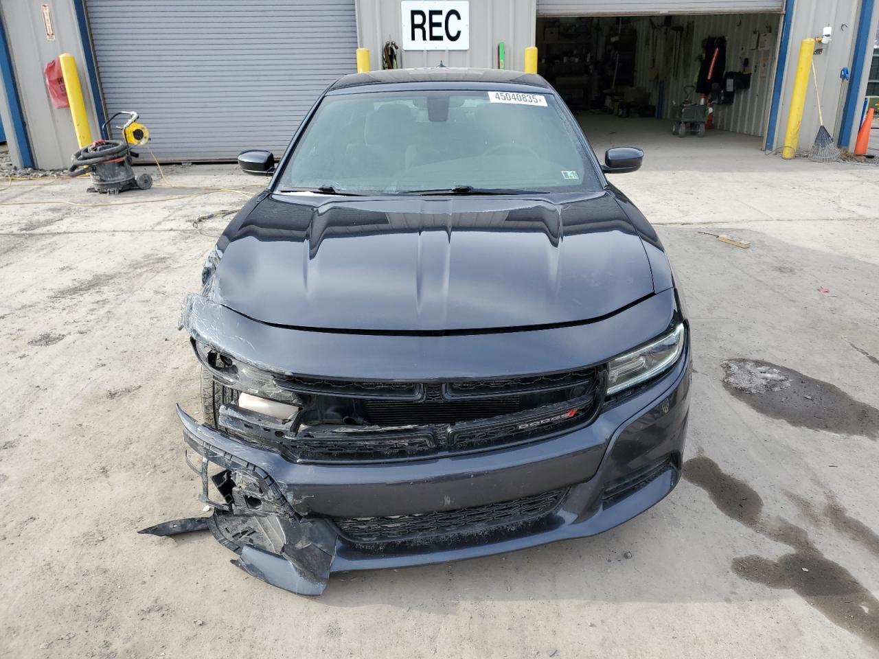 2018 Dodge Charger - Image 5