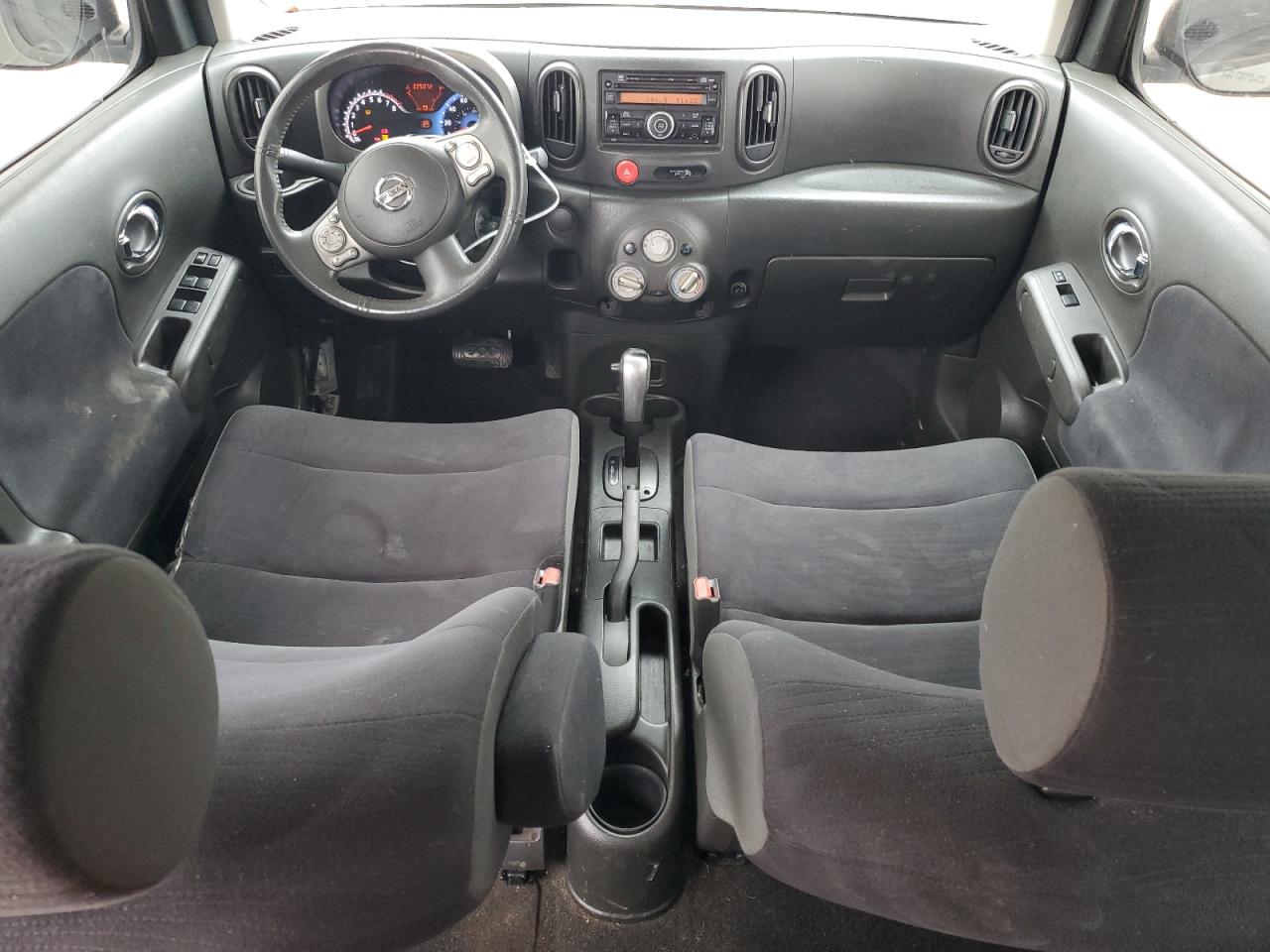 2010 Nissan Cube - Image 8