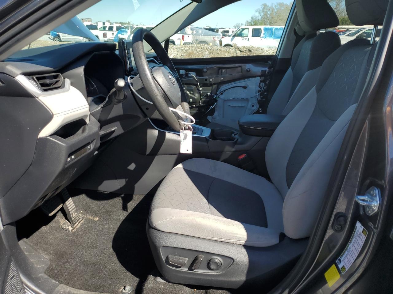 2021 Toyota RAV 4 - Image 7