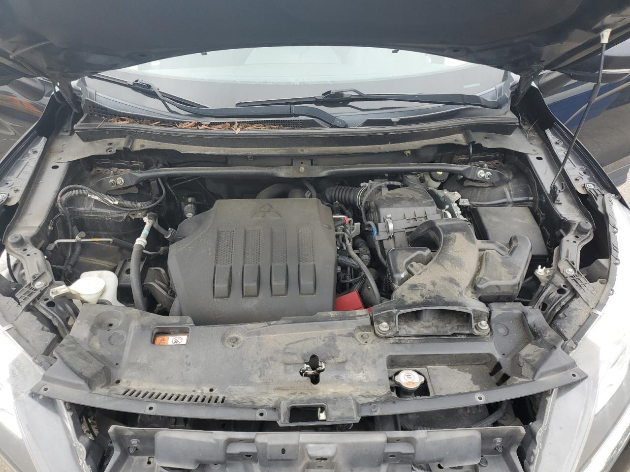 2019 Mitsubishi Eclipse - Image 11