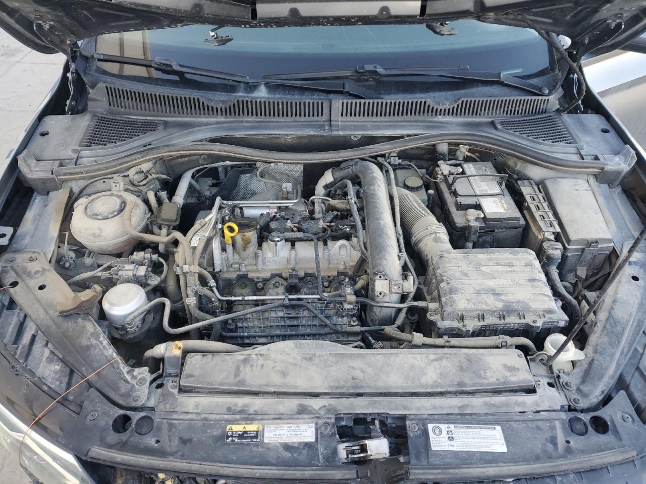 2019 Volkswagen Jetta - Image 11