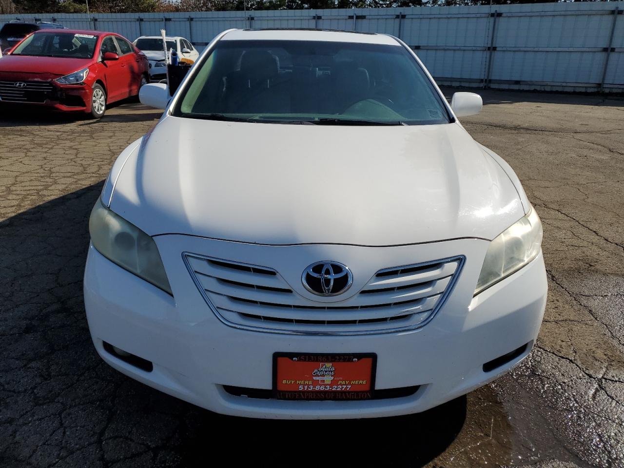 2009 Toyota Camry - Image 5