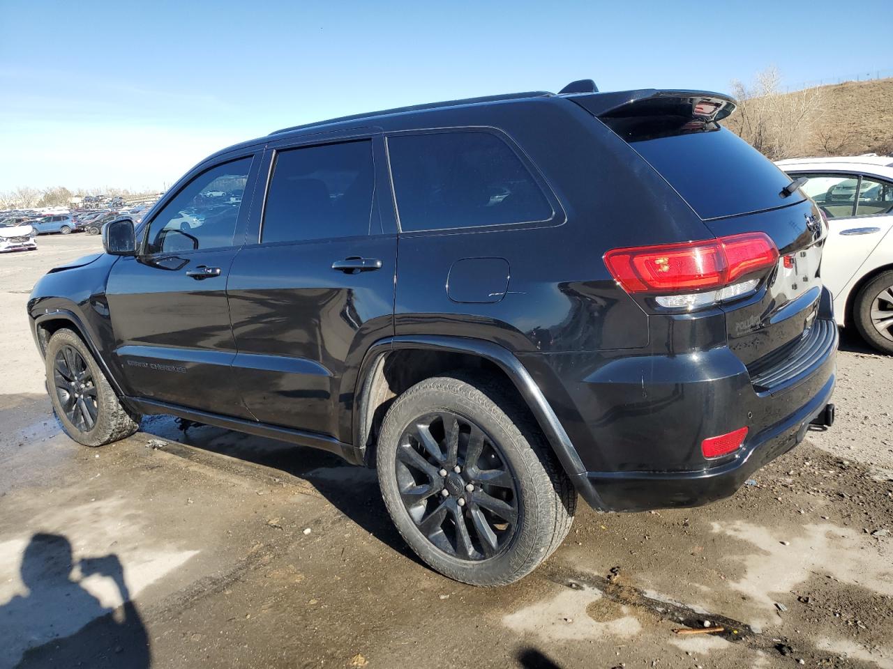 2017 Jeep Grand Cherokee - Image 2