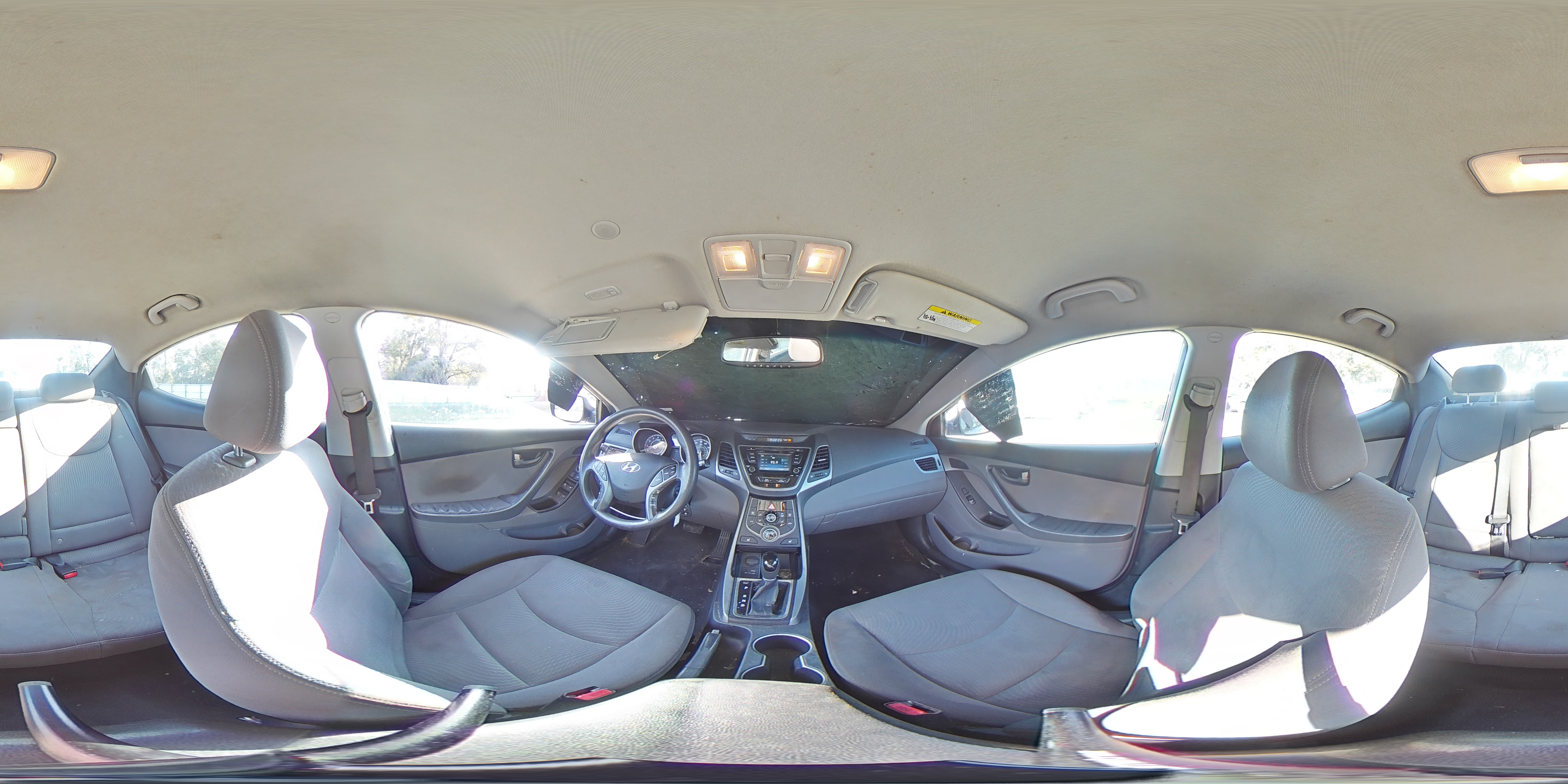 2014 Hyundai Elantra - Image 14