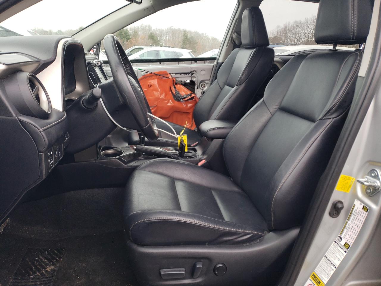 2013 Toyota RAV 4 - Image 7