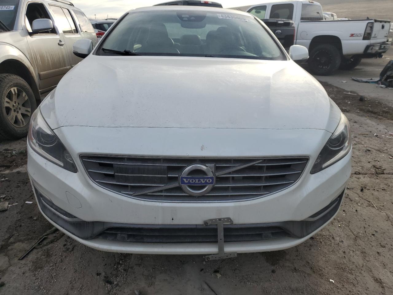 2018 Volvo S60 - Image 5