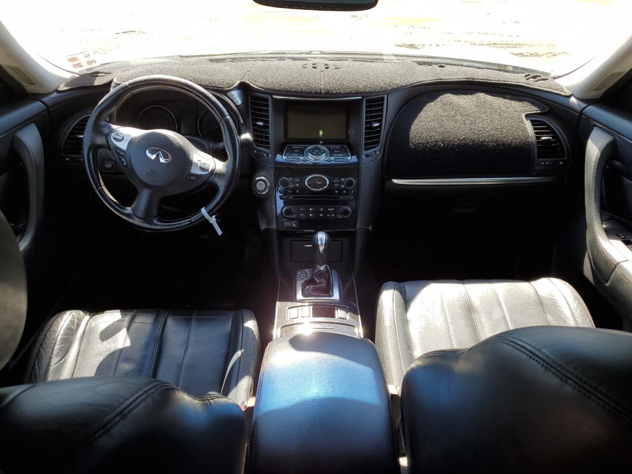2011 Infiniti FX - Image 8