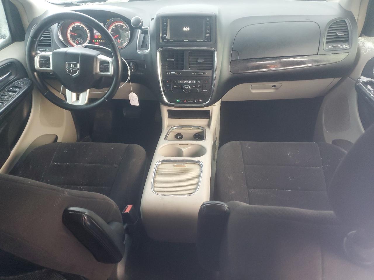2012 Dodge Caravan - Image 8