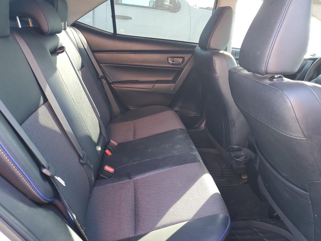 2017 Toyota Corolla - Image 10