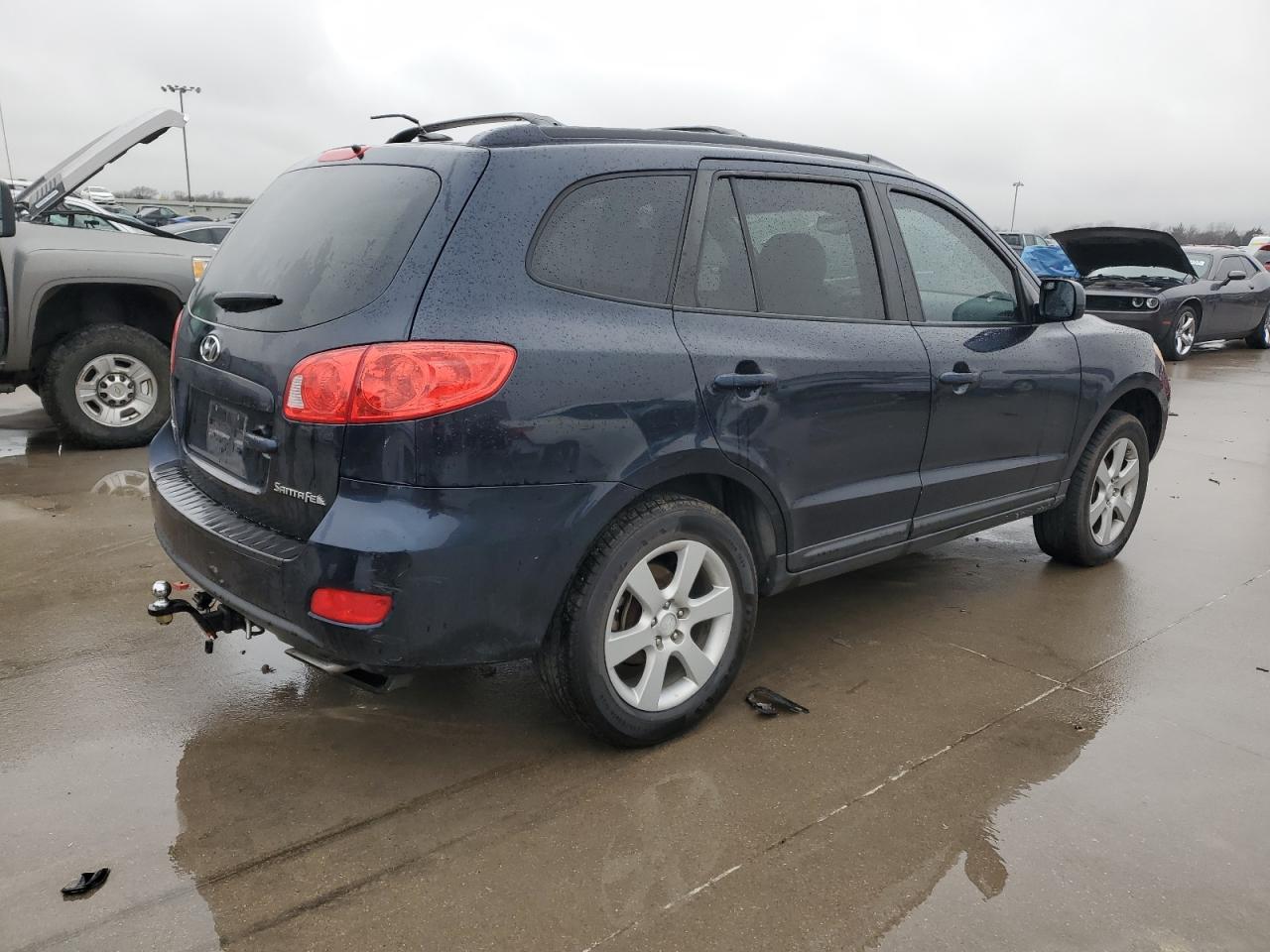 2009 Hyundai Santa Fe - Image 3
