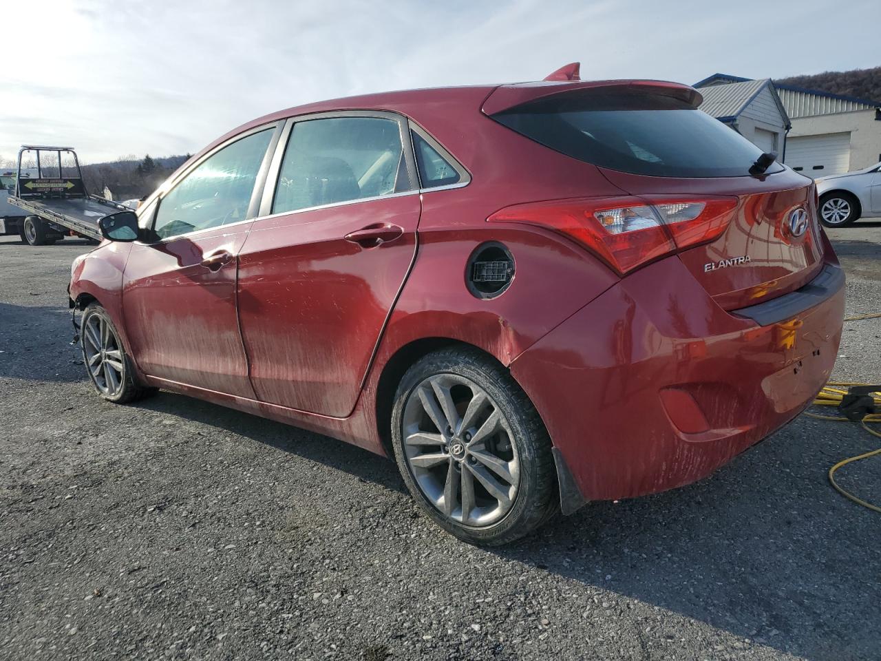 2016 Hyundai Elantra - Image 2