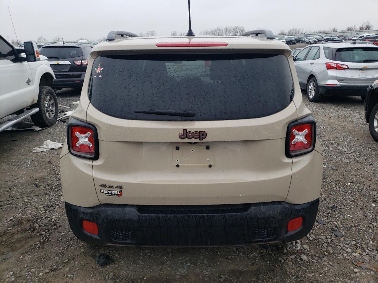 2016 Jeep Renegade - Image 6