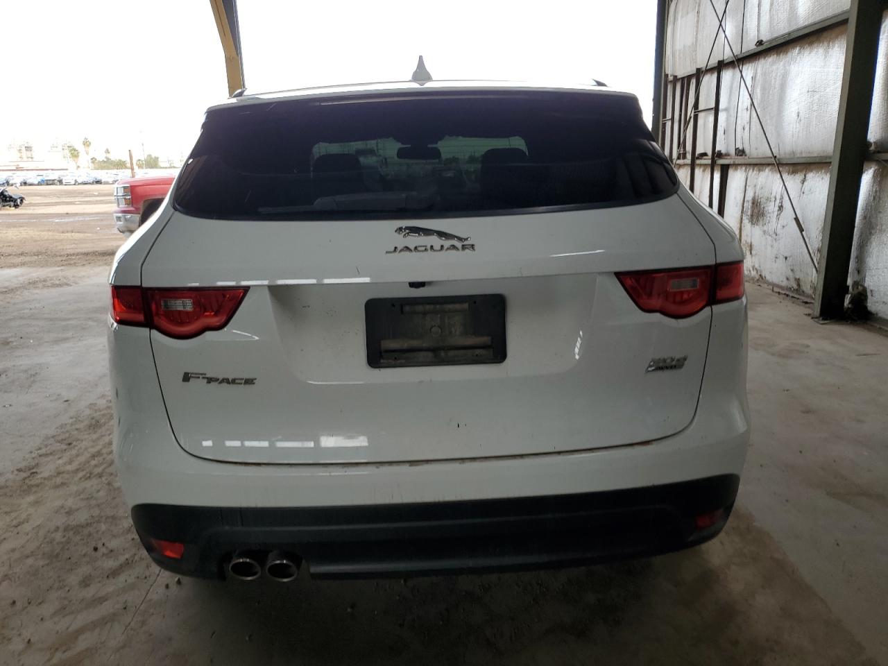2017 Jaguar F-Pace - Image 6