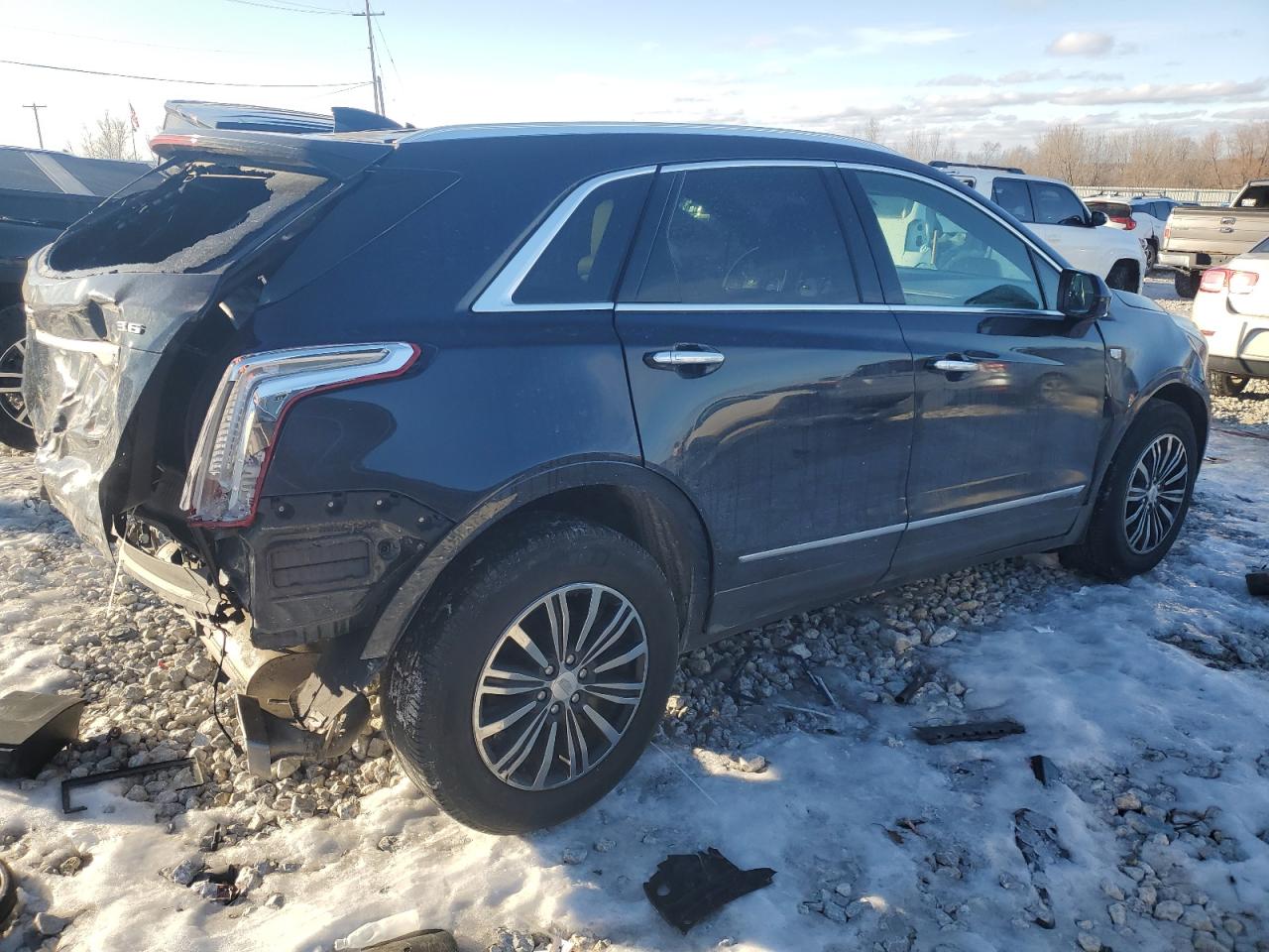 2017 Cadillac XT5 - Image 3