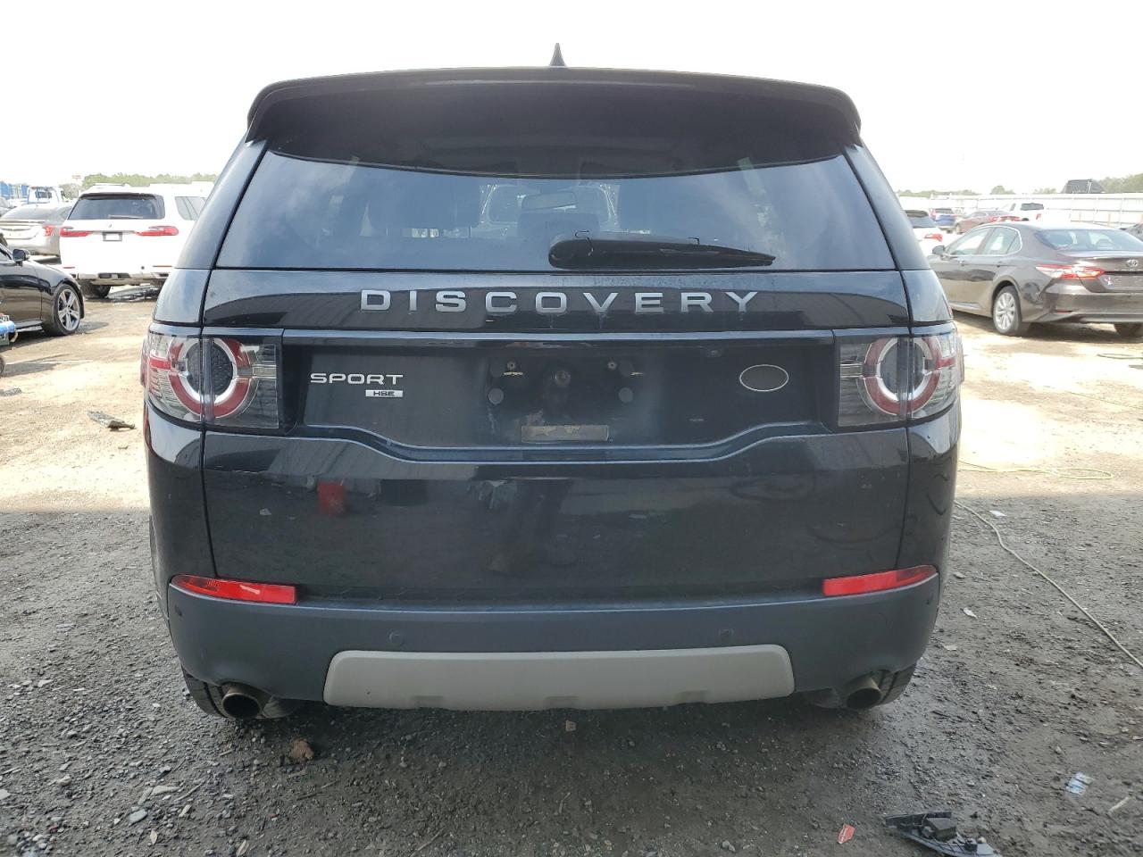 2017 Land Rover Discovery - Image 6