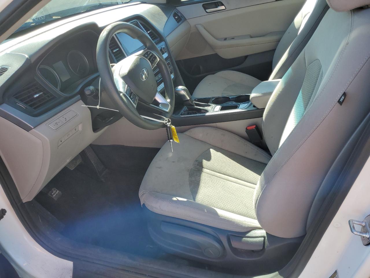 2019 Hyundai Sonata - Image 7