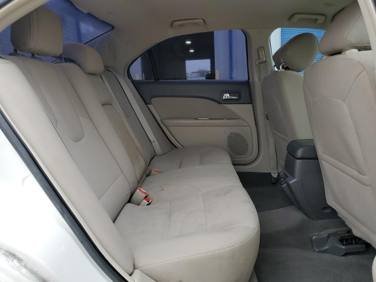 2012 Ford Fusion - Image 10