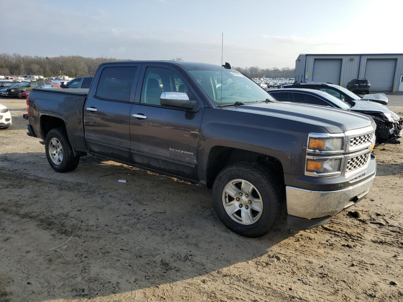 2015 Chevrolet Silverado - Image 4